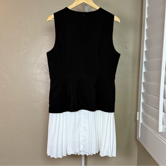 SOLD - Picture 6 of 9